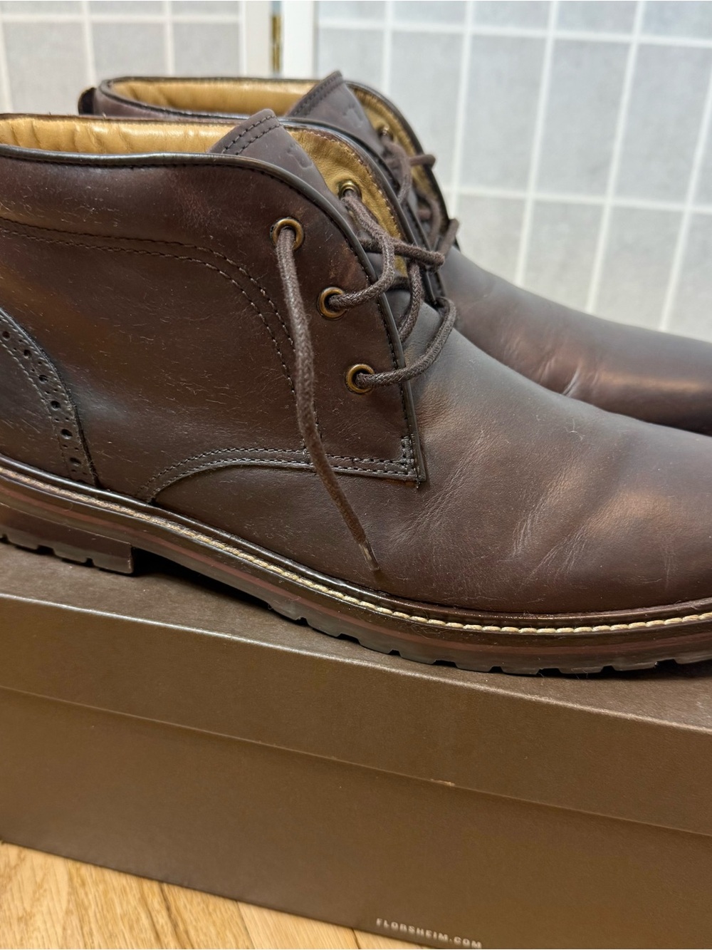 Florsheim Men's Brown Leather Chukka Boots Size 10.5 - Picture 5 of 9